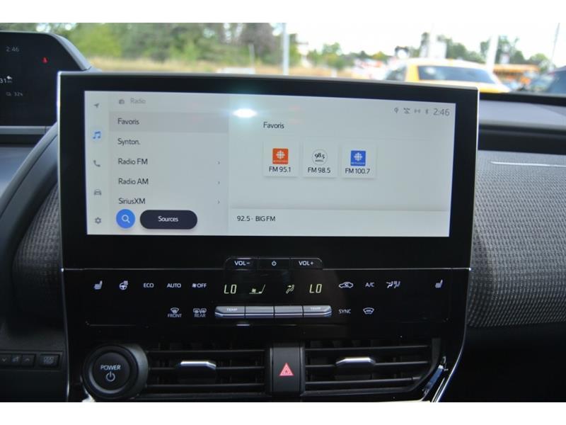 2023 Subaru Solterra - Image 18