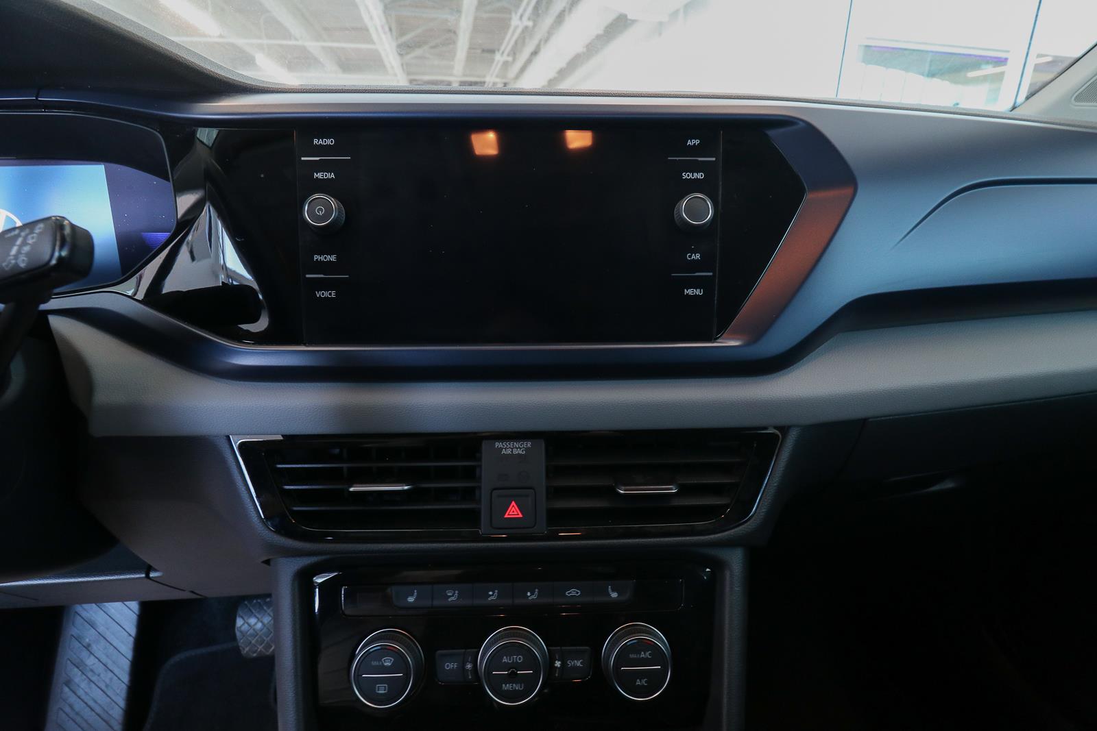 volkswagen Taos 2022 - 13