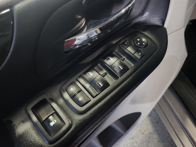 dodge Grand Caravan 2017 - 12