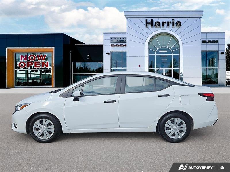 nissan Versa 2024 - 3