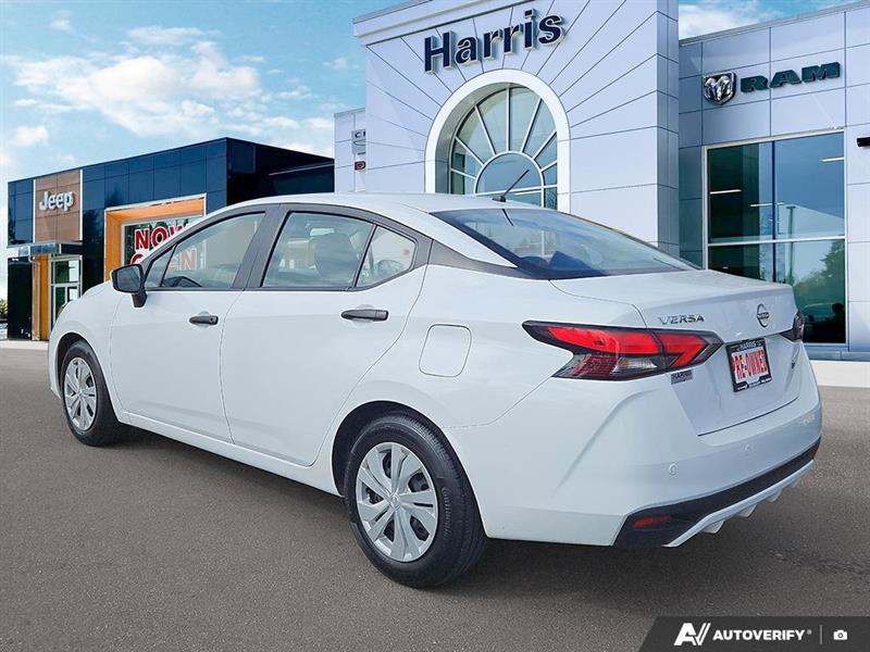 nissan Versa 2024 - 4