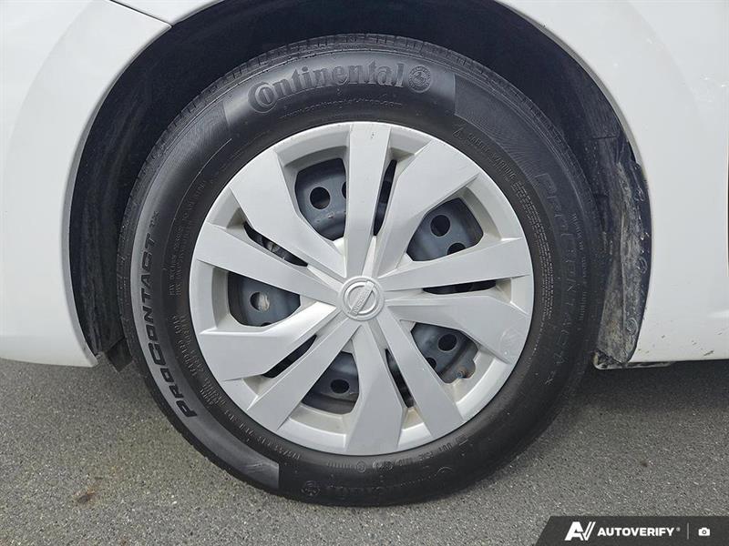 nissan Versa 2024 - 6