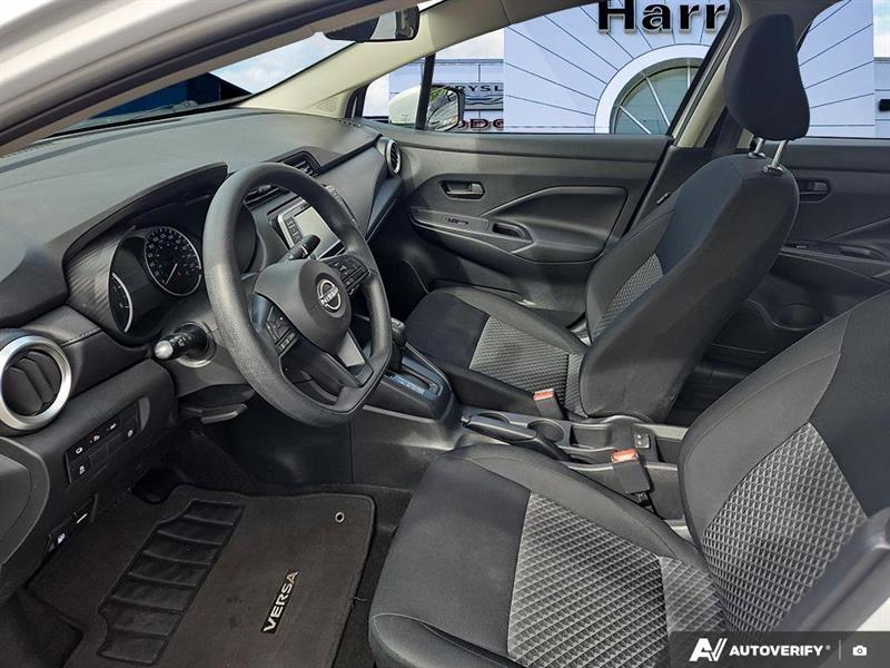 nissan Versa 2024 - 13