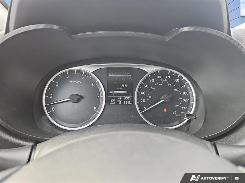 nissan Versa 2024 - 15