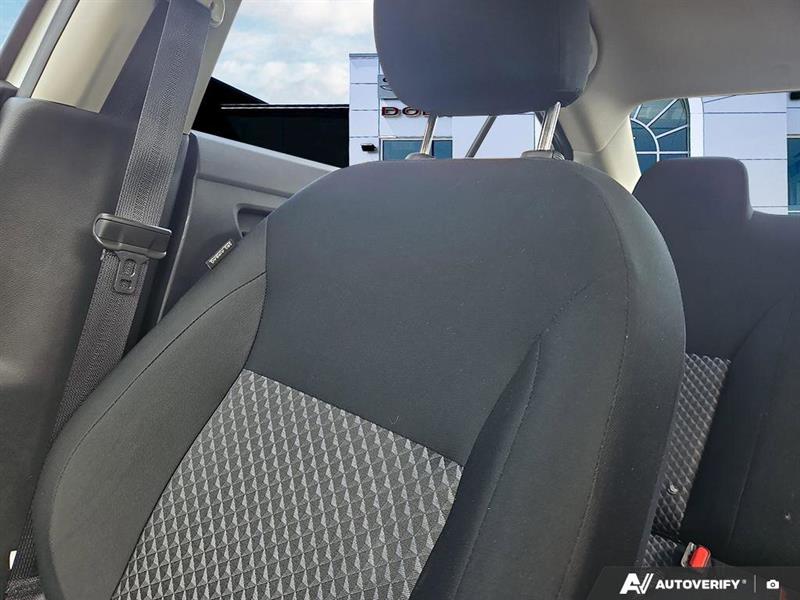 nissan Versa 2024 - 20