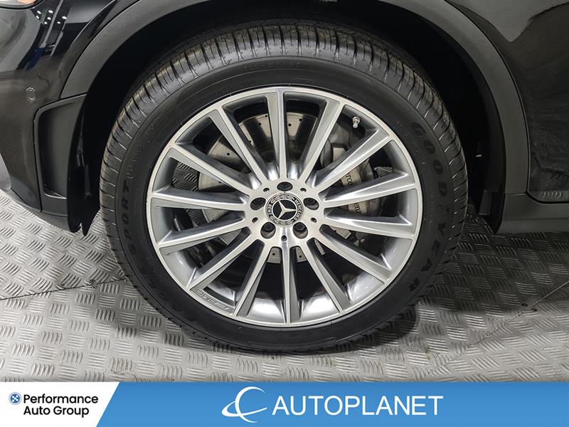 mercedes-benz GLC300 2023 - 9