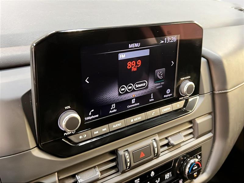 nissan Pathfinder 2023 - 16