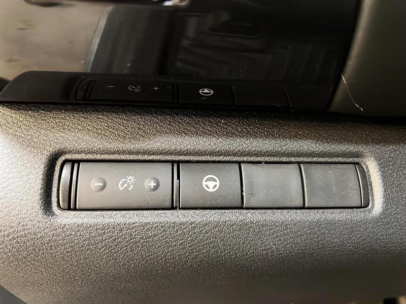 nissan Pathfinder 2023 - 21