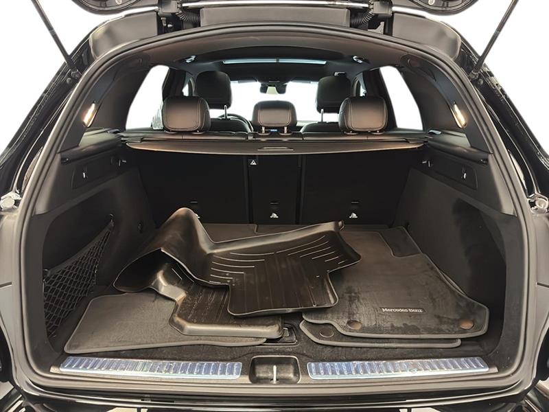 mercedes-benz GLC 2022 - 11