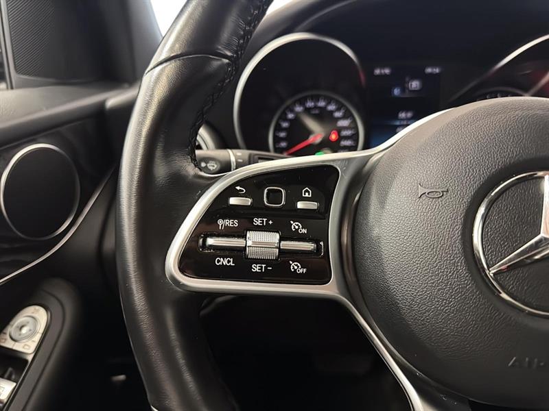 mercedes-benz GLC 2022 - 27