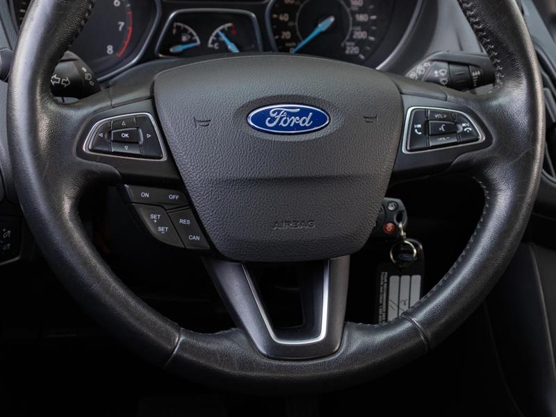 ford Focus 2017 - 16