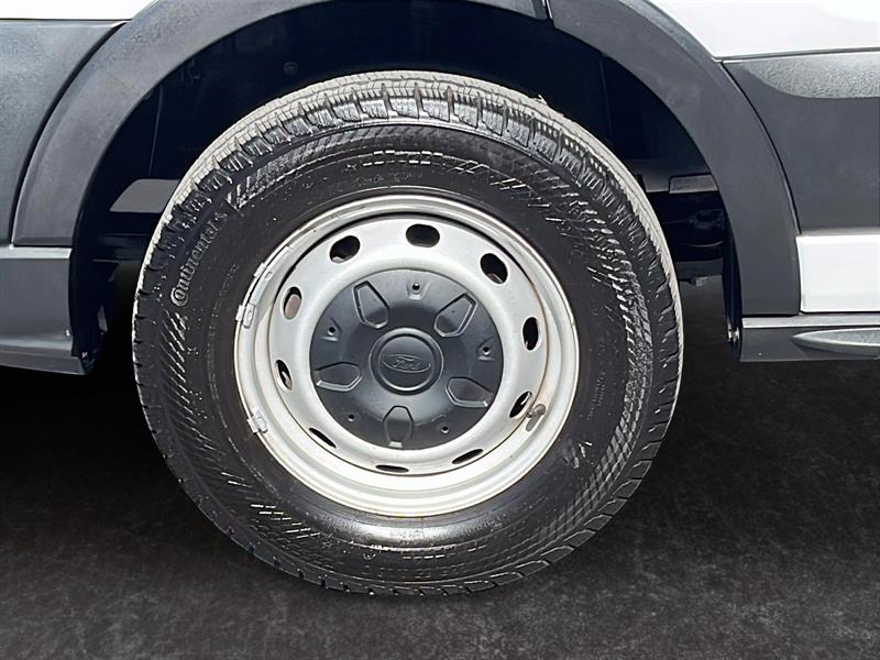 ford Transit fourgon utilitaire 2023 - 5