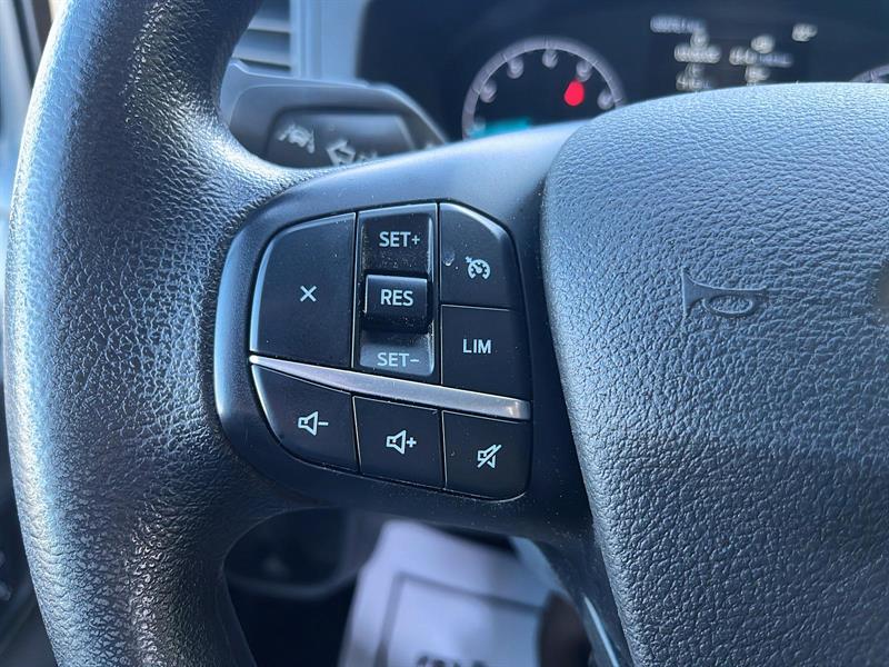 ford Transit fourgon utilitaire 2023 - 23