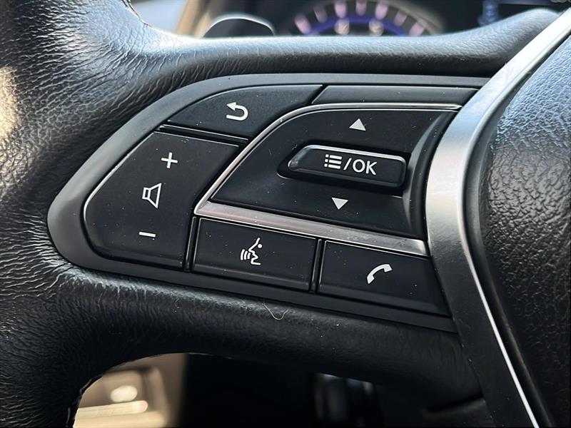 infiniti Q60 2017 - 24