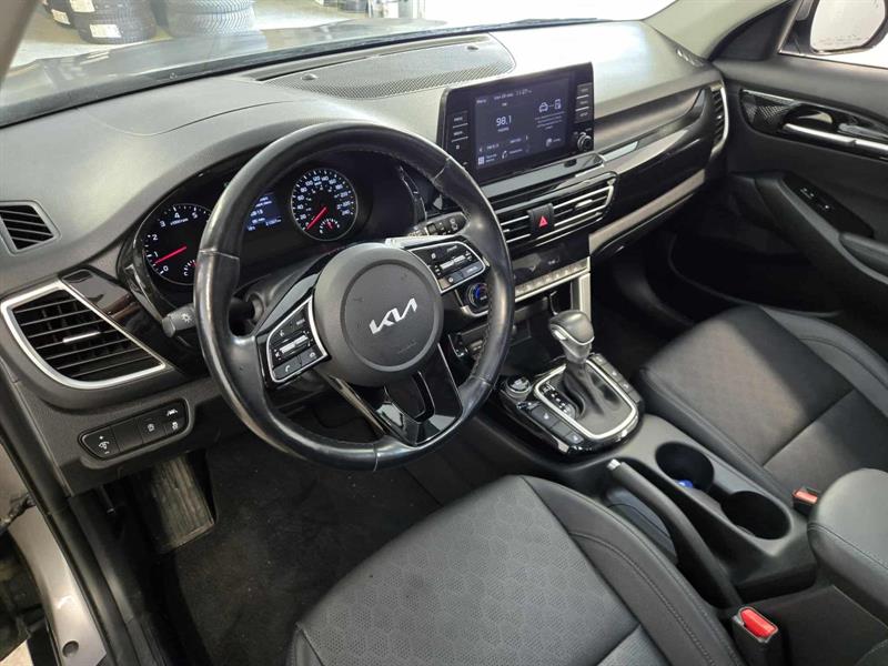 kia Seltos 2023 - 12