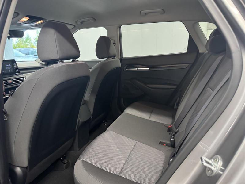 kia Seltos 2023 - 12