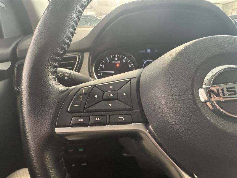 nissan Qashqai 2021 - 24