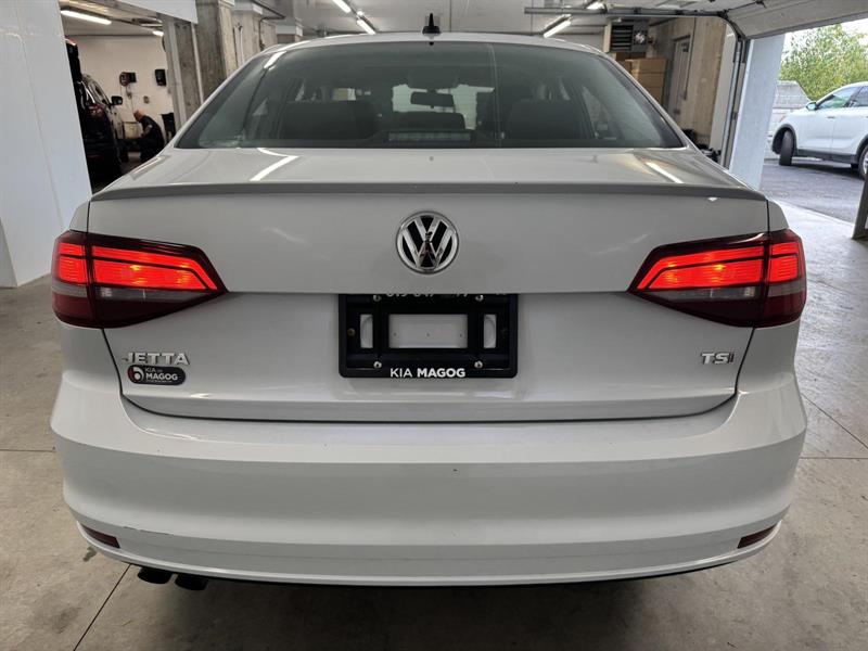 volkswagen Jetta 2017 - 6