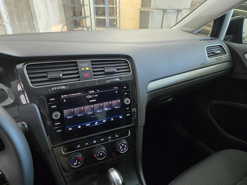 volkswagen Golf 2021 - 16