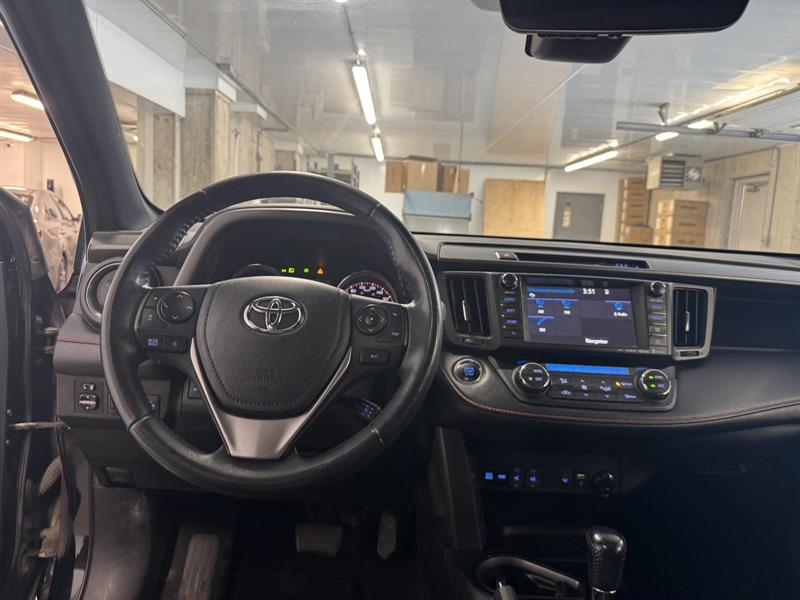 toyota RAV4 2018 - 15