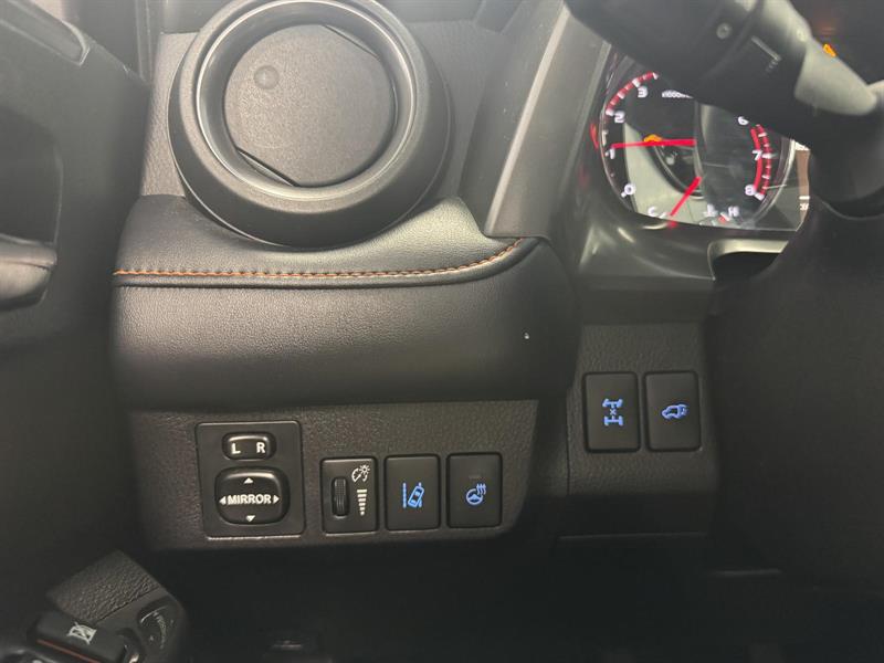 toyota RAV4 2018 - 25