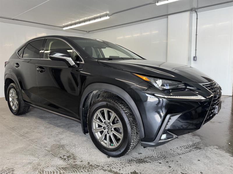 lexus NX 300 2019 - 3
