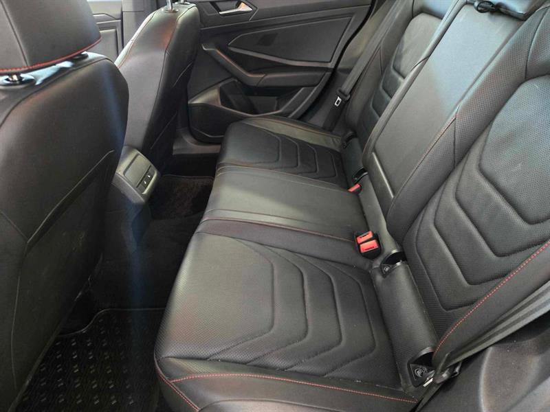 volkswagen Jetta 2019 - 17