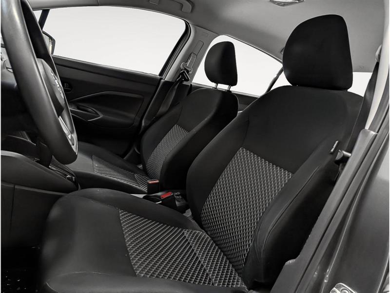 nissan Versa 2021 - 7