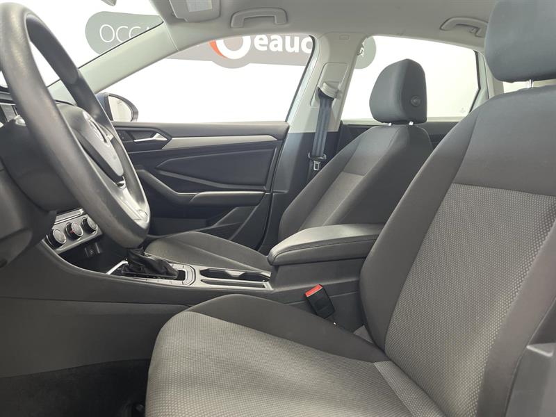 volkswagen Jetta 2019 - 8