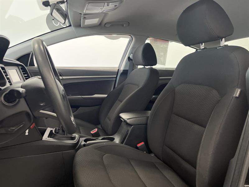 hyundai Elantra 2019 - 10