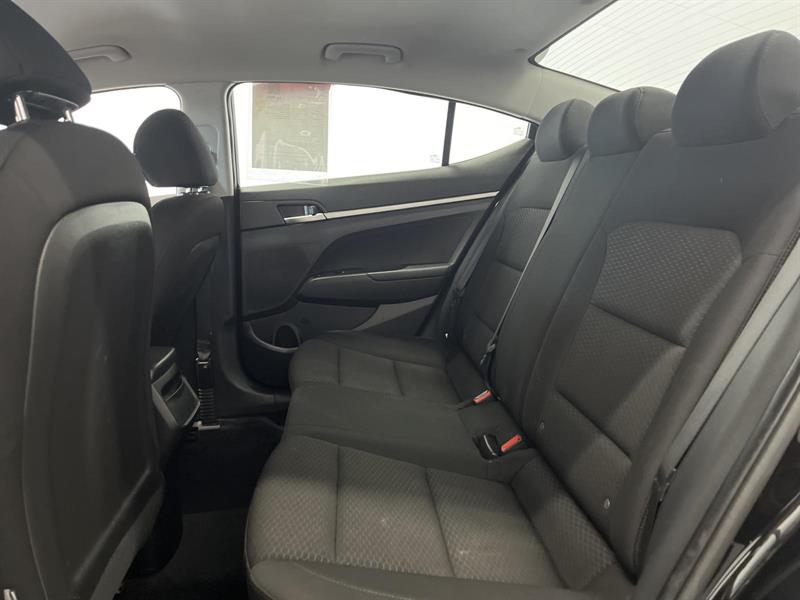 hyundai Elantra 2019 - 12