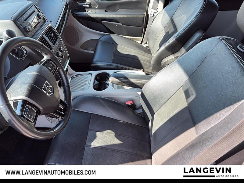dodge Grand Caravan 2019 - 16