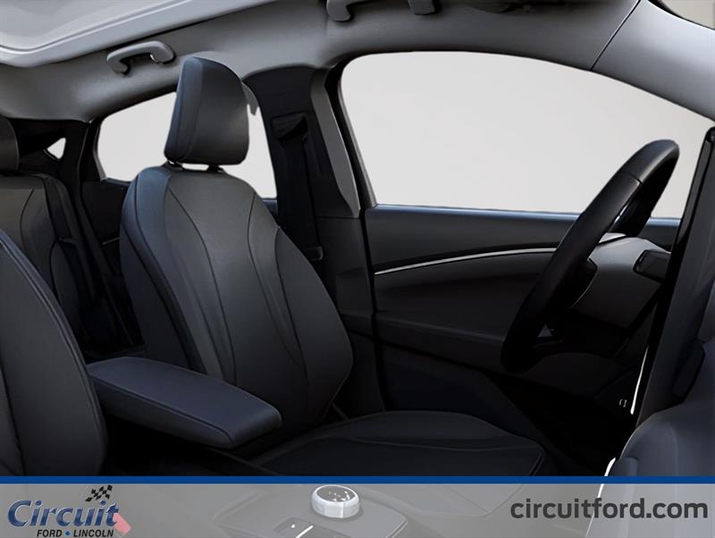 ford Mustang Mach-E 2025 - 4