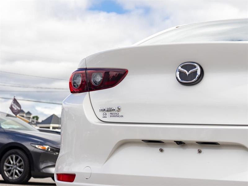 mazda Mazda3 2022 - 8