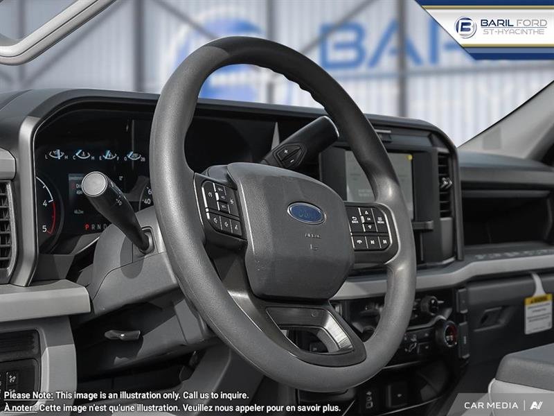 ford F-550 2025 - 13