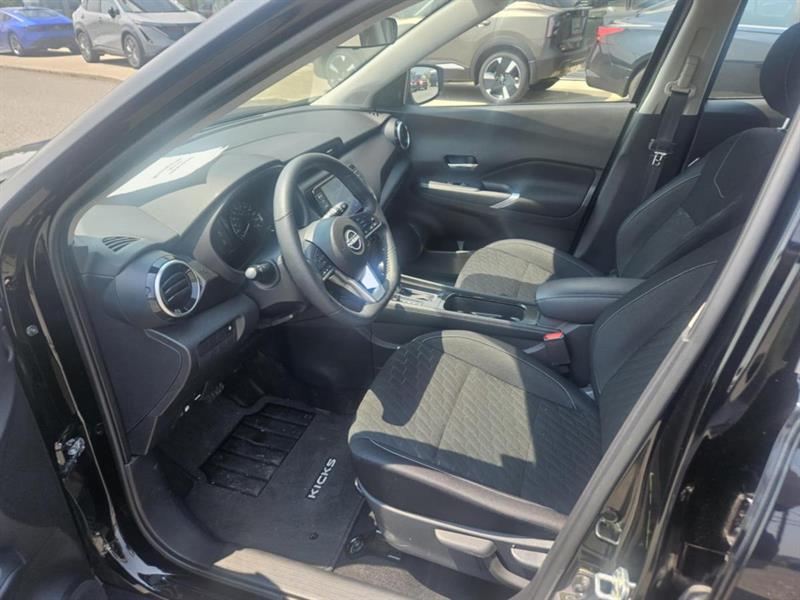 nissan Kicks 2023 - 10