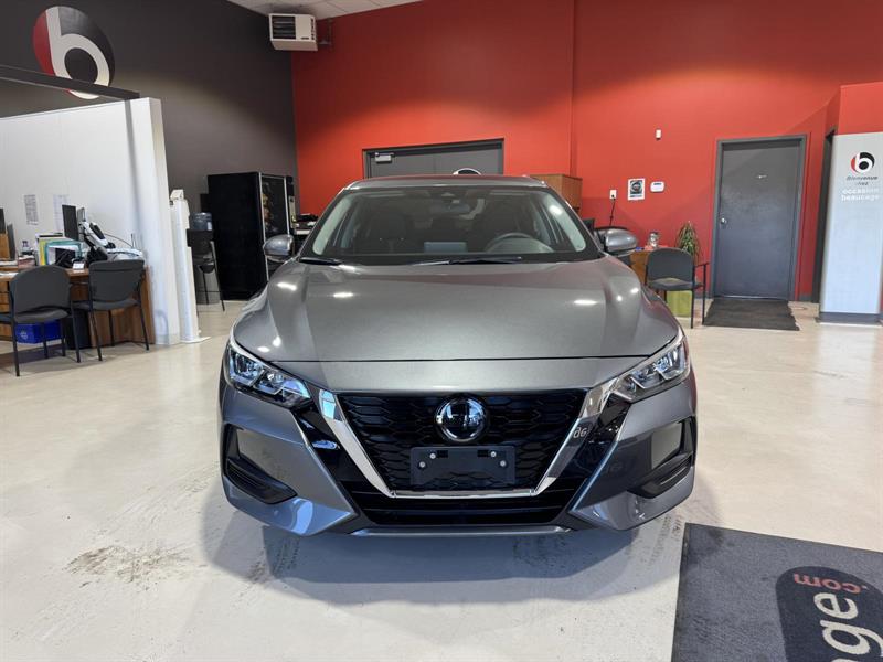 nissan Sentra 2020 - 12