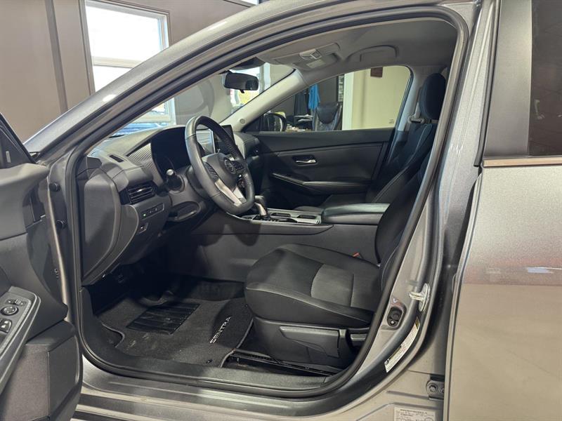 nissan Sentra 2020 - 14