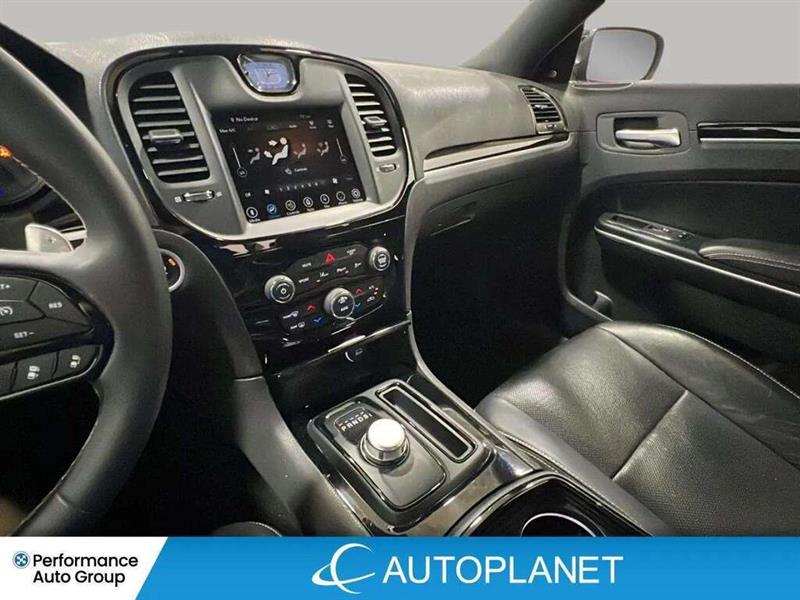 chrysler 300S 2023 - 19