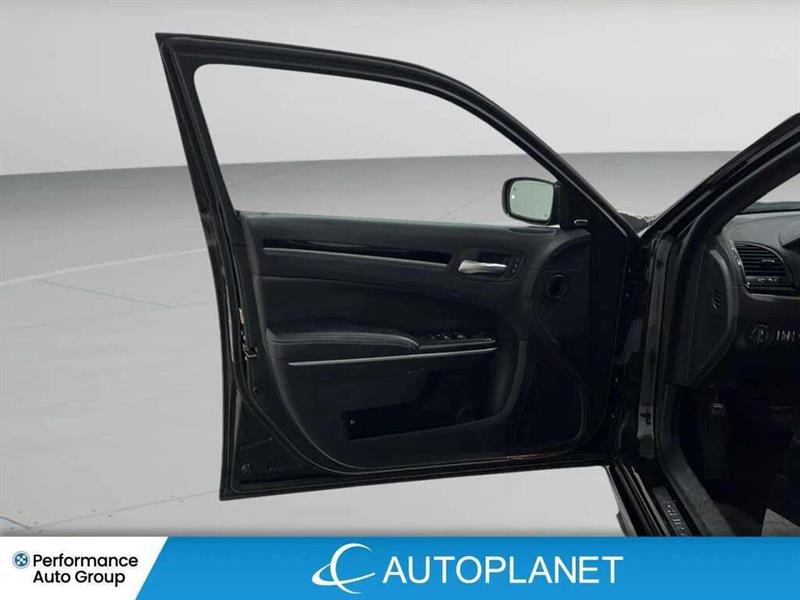 chrysler 300S 2023 - 22