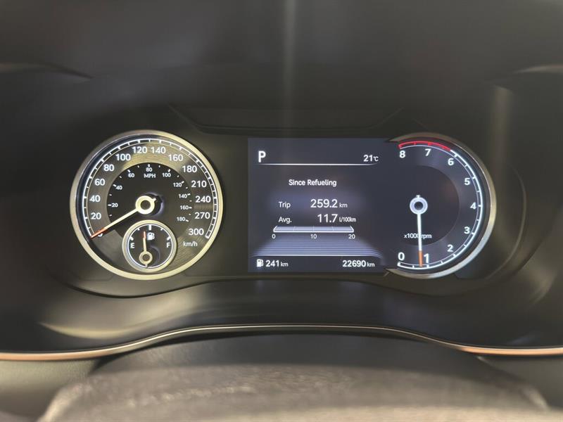 genesis G70 2023 - 12