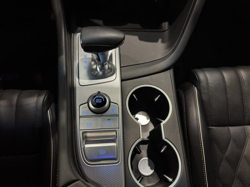 genesis G70 2023 - 19