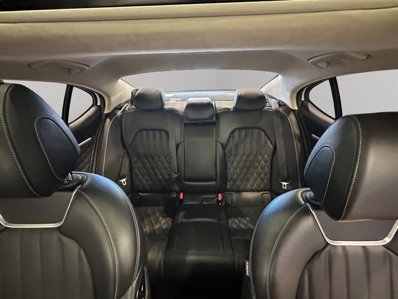 genesis G70 2023 - 23