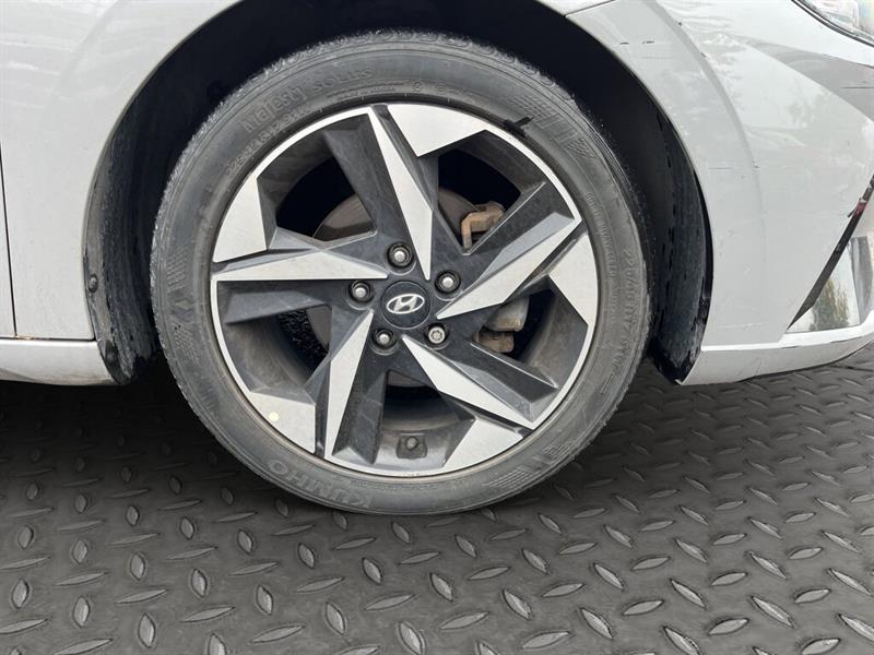 hyundai Elantra 2022 - 2