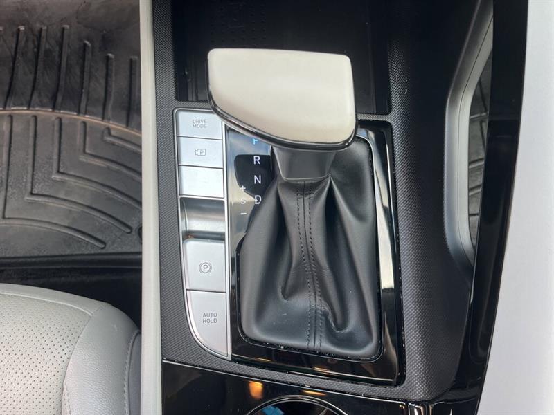 hyundai Elantra 2022 - 19