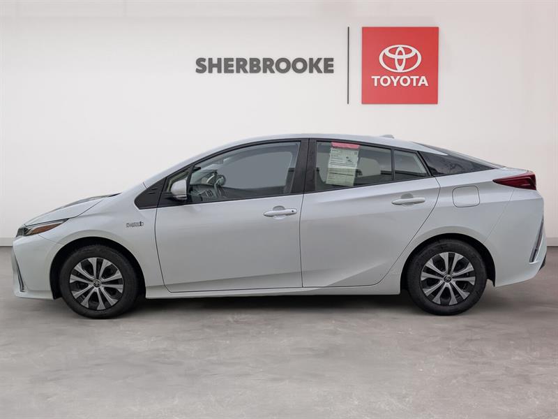 toyota Prius Prime 2021