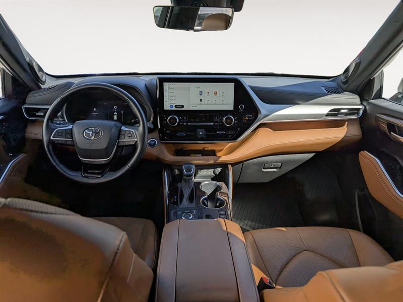 toyota Highlander 2023 - 12