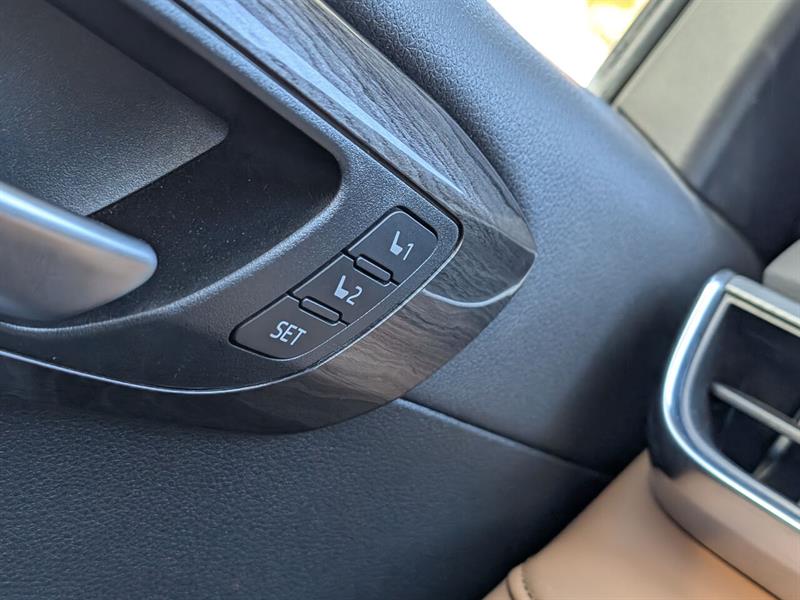 toyota Highlander 2023 - 22