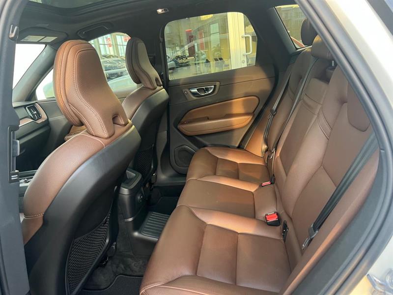 volvo XC60 2021 - 10