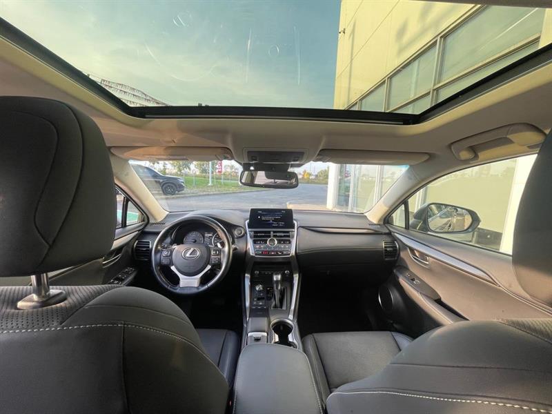 lexus NX 300 2019 - 12